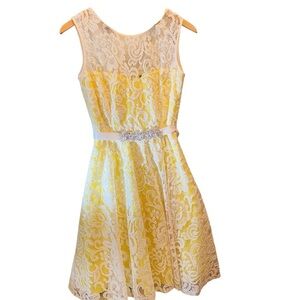 BETSEY & ADAM Yellow White Lace Rhinestone Belt Dress